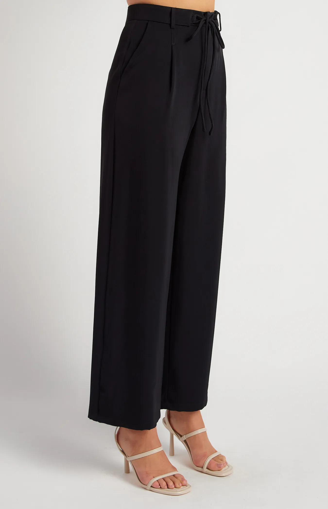 Belt Detail Wide Leg Pants (SPA474B)