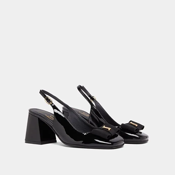 Heeled slingbacks in black patent