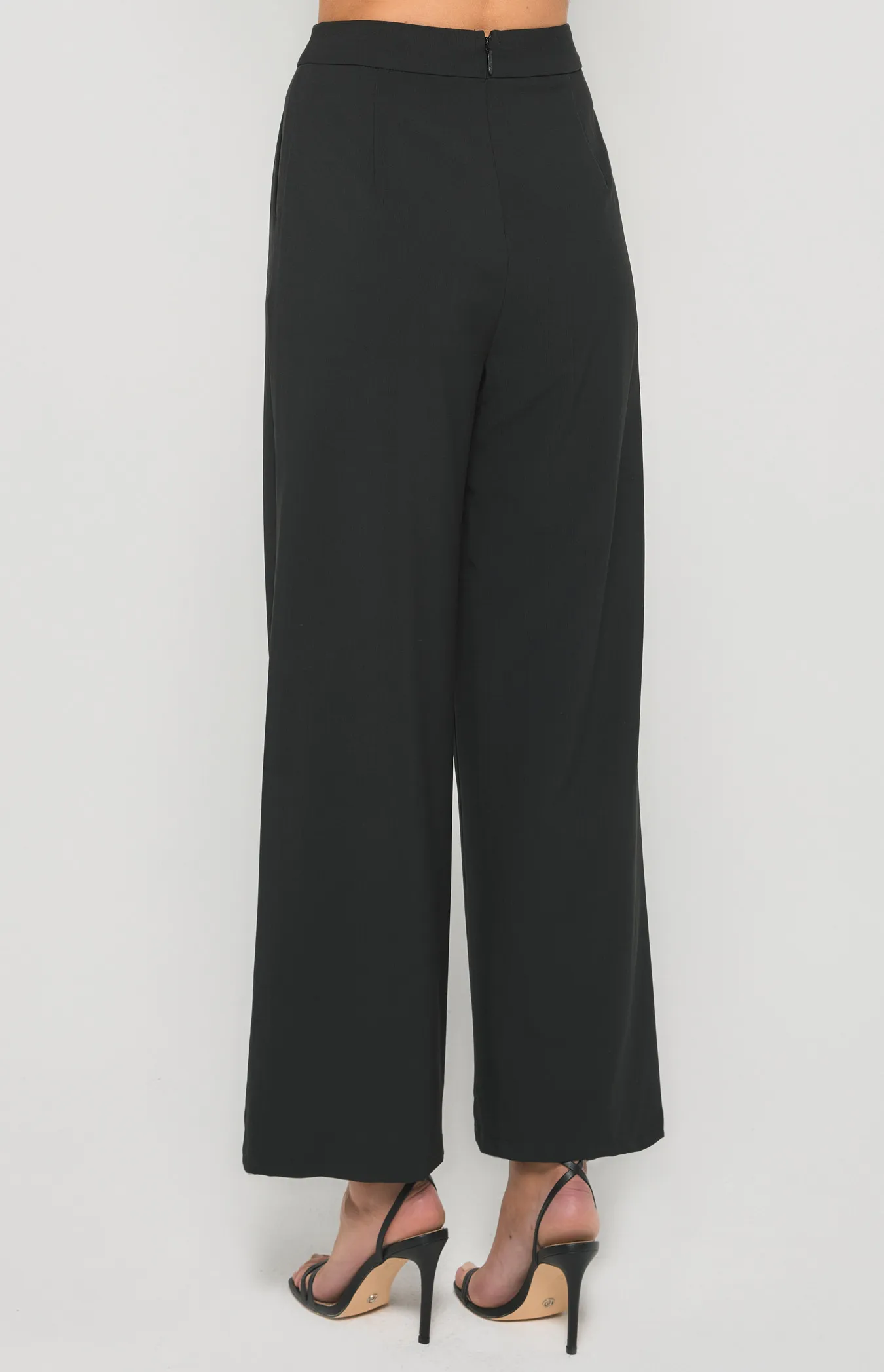 Textured Wide Leg Pants With Pockets (SPA443B)