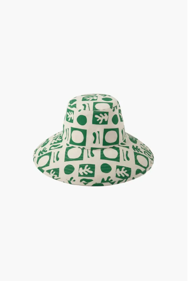 THE HOLIDAY BUCKET HAT