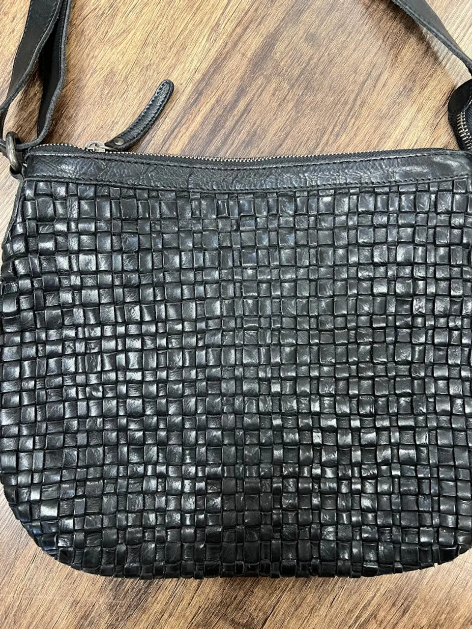 Used Unbranded HANDBAGS  60043-S000759450-